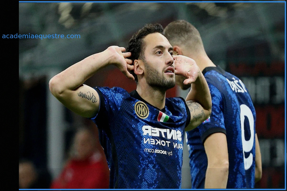 Calhanoglu Confirma Permanência na Inter, Fim do Interesse do Galatasaray