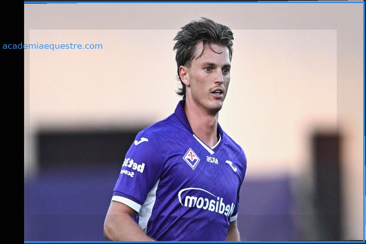 Fiorentina vs Frosinone: Escalacões Oficiais com Gudmundsson e Oulai em Destaque