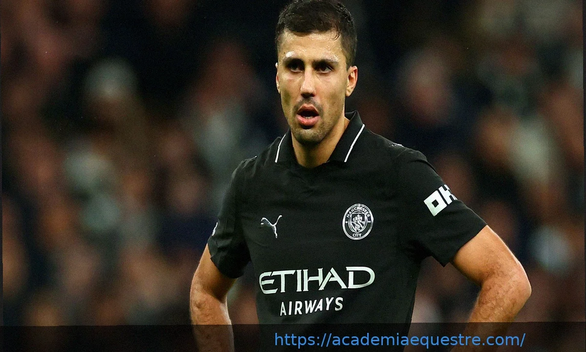 Rodri Evita Suspensão Após Críticas a Árbitros em Empate Contra o Spurs