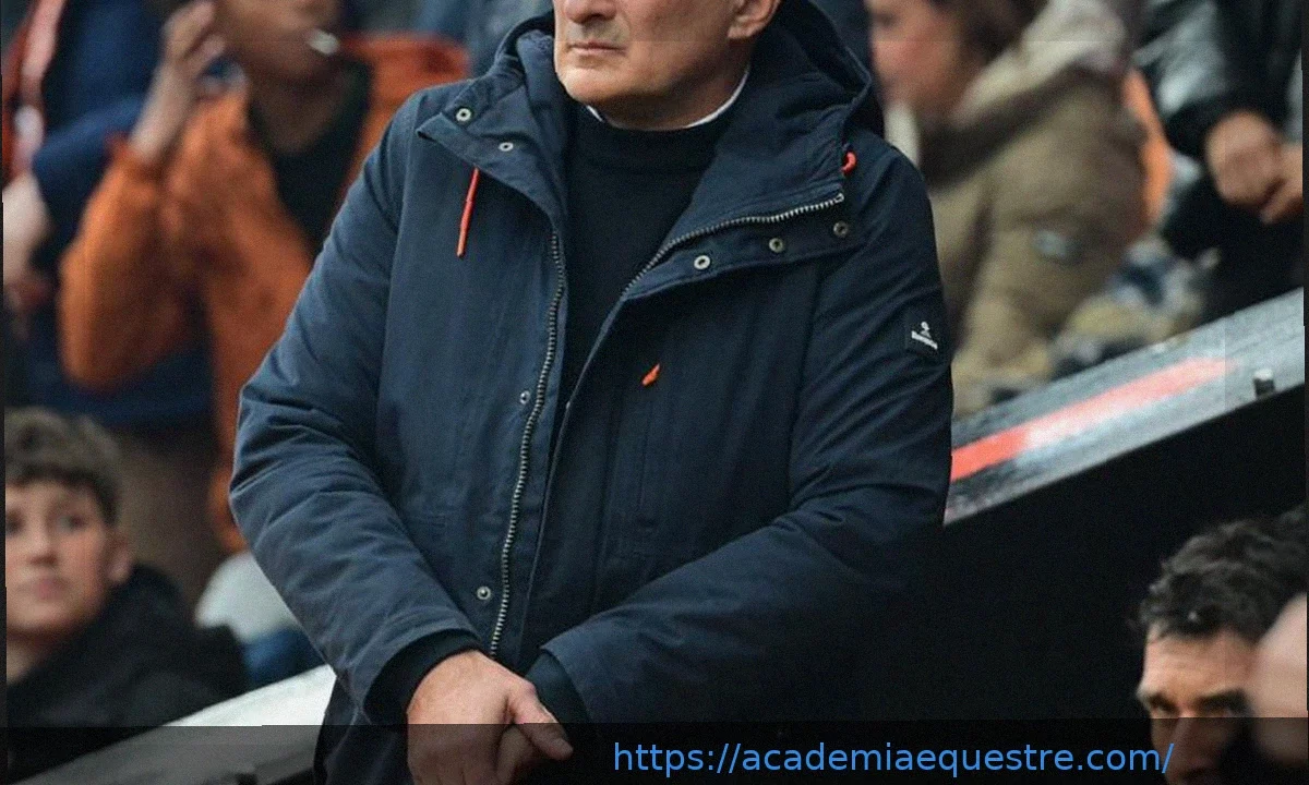 Lorient : Les coulisses du départ inéluctable d’Olivier Pantaloni, entraîneur du club